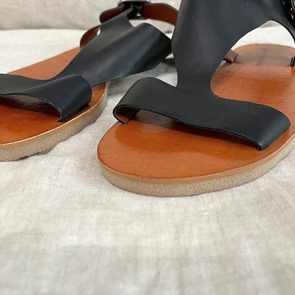 NWOT LUCKY BRAND DEVYN BLACK LEATHER T-STRAP SANDALS - 10 - Picture 6 of 9